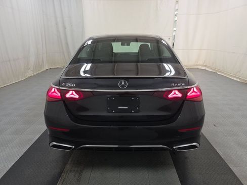 Used 2025 Mercedes-Benz E 350 4MATIC Sedan w/ MBUS Superscreen Package image 5