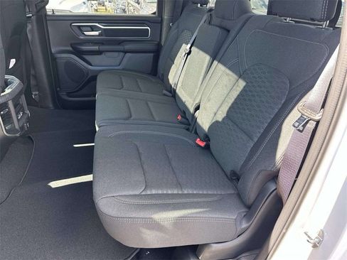 New 2026 RAM 1500 4x4 Crew Cab image 9