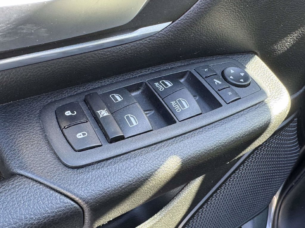 Used 2023 RAM 1500 Big Horn AWD/4WD image 20