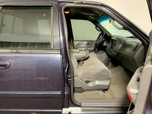 Used 2001 Ford F150 XLT image 22