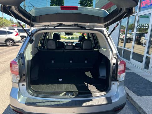 Used 2017 Subaru Forester 2.5i Limited AWD/4WD image 15