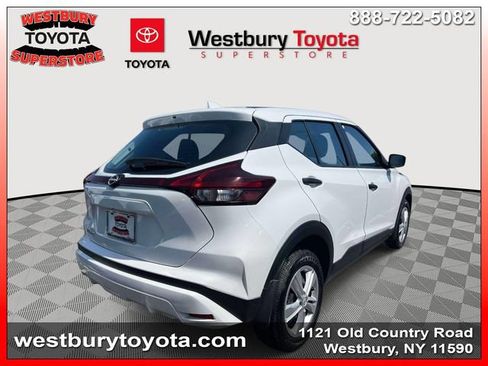Used 2025 Nissan Kicks Play S FWD image 5