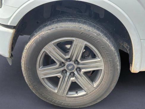Used 2016 Ford F150 Lariat AWD/4WD image 4