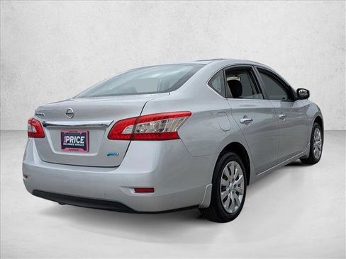Used 2014 Nissan Sentra S image 5