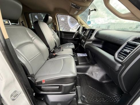 Used 2019 RAM 2500 Tradesman RWD image 31