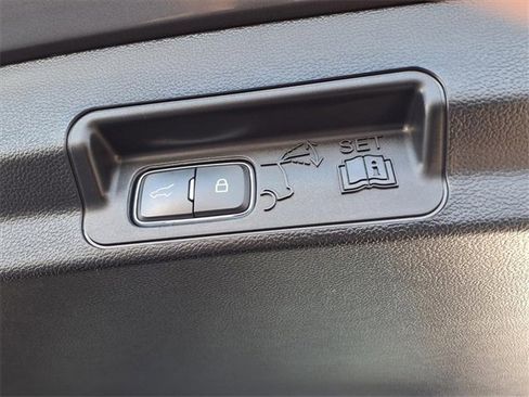 Used 2023 Ford Explorer XLT w/ Equipment Group 202A image 11