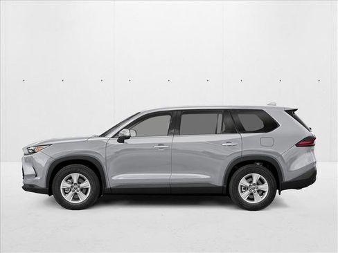New 2026 Toyota Grand Highlander FWD image 3