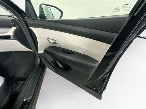 Used 2025 Hyundai Tucson SEL FWD image 31
