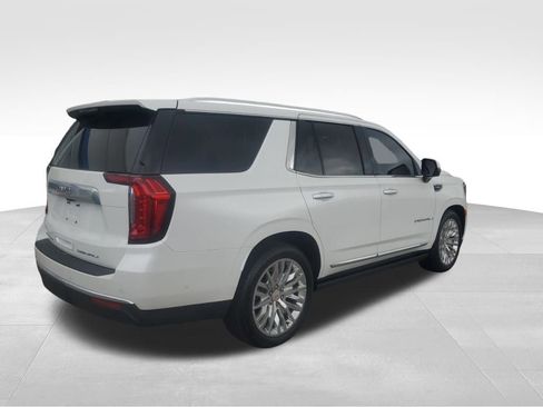 Used 2024 GMC Yukon Denali image 7