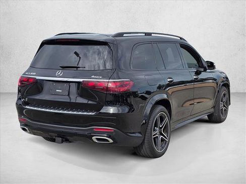 Used 2025 Mercedes-Benz GLS 450 4MATIC image 5