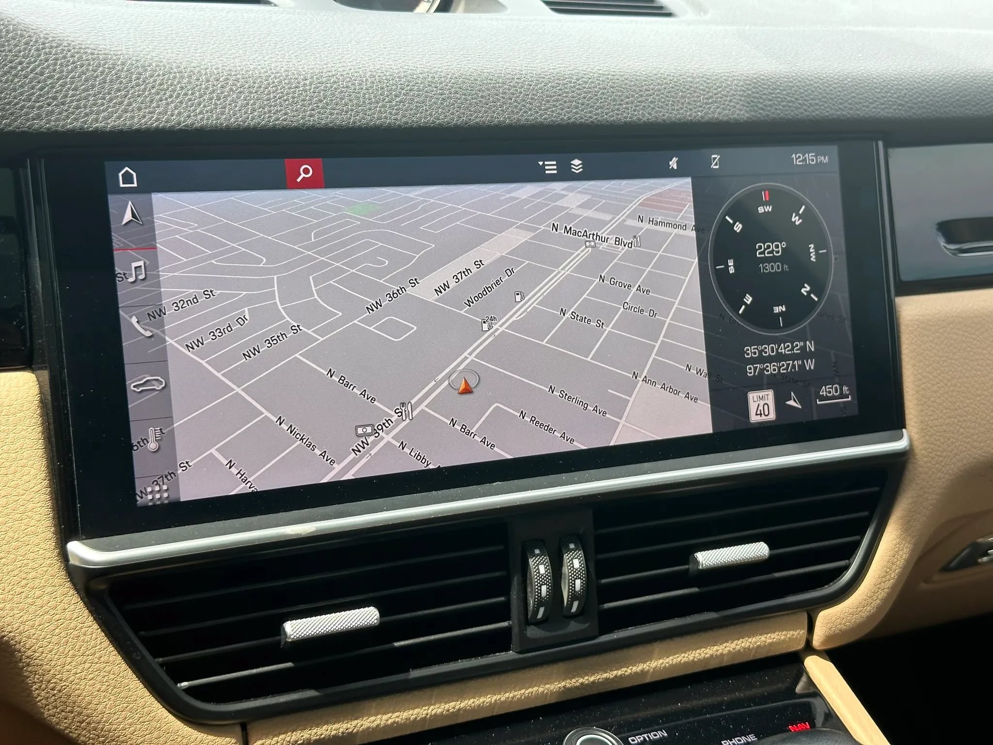 Used 2019 Porsche Cayenne AWD/4WD image 40