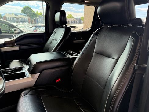 Used 2017 Ford F250 Lariat w/ Lariat Ultimate Package AWD/4WD image 6