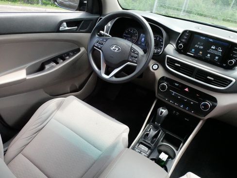 Used 2019 Hyundai Tucson Value w/ Cargo Package AWD/4WD image 9