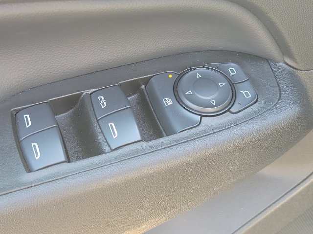 Used 2024 Chevrolet Equinox LT FWD image 21