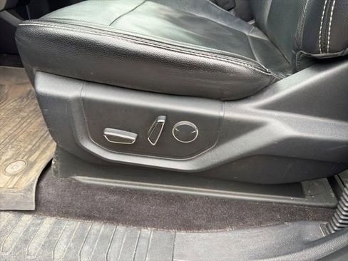 Used 2017 Ford F150 Lariat AWD/4WD image 11