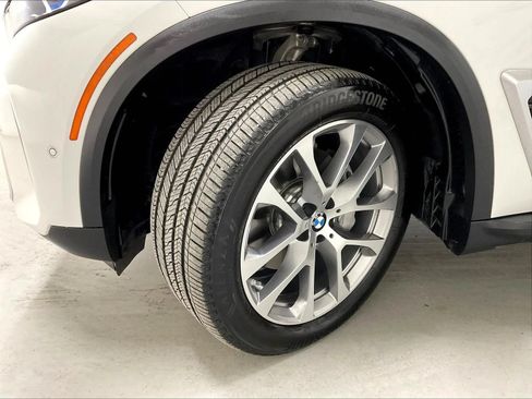 Used 2026 BMW X5 xDrive40i AWD/4WD image 48