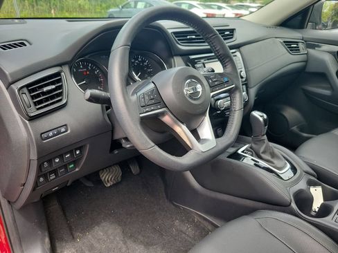 Used 2019 Nissan Rogue SL w/ Premium Package AWD/4WD image 13