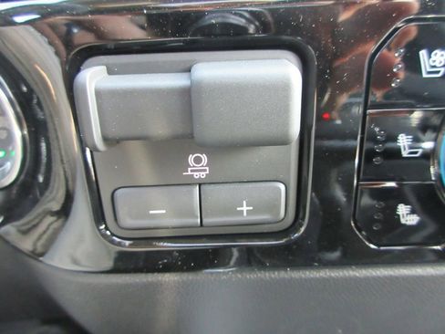 New 2026 GMC Sierra 1500 SLT image 20