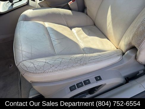 Used 2006 Volvo C70 T5 image 12