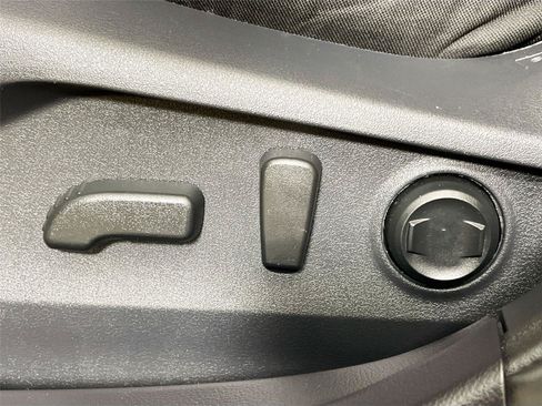 Used 2025 Subaru Outback Premium AWD/4WD image 23