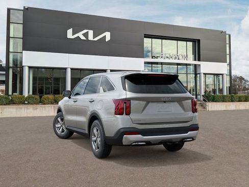 New 2026 Kia Sorento LX FWD image 5