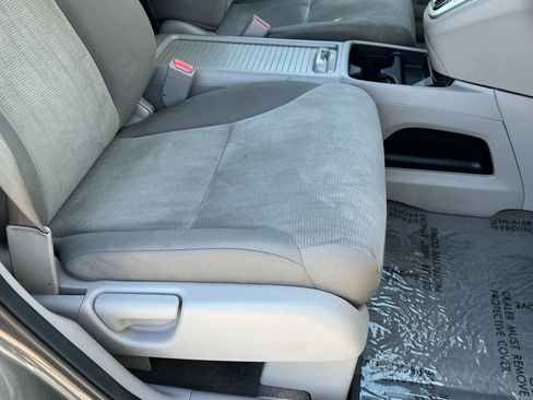 Used 2014 Honda CR-V LX image 27