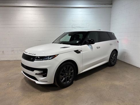 New 2025 Land Rover Range Rover Sport Dynamic SE image 1