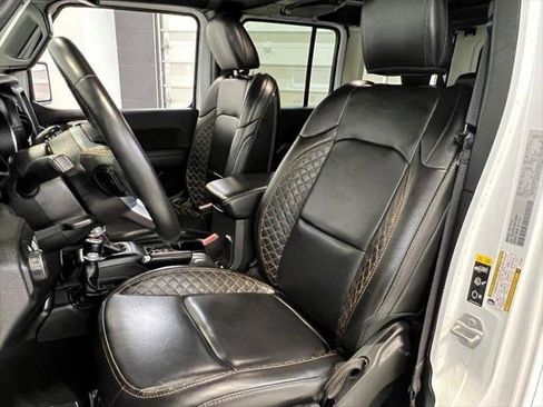 Certified 2022 Jeep Wrangler Unlimited Sahara image 24
