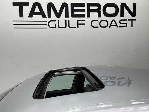 Used 2018 Honda Accord Touring image 17