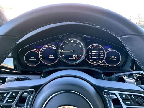 Certified 2023 Porsche Cayenne Turbo S image 25