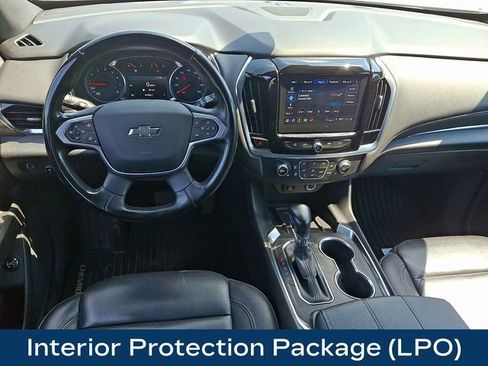 Used 2023 Chevrolet Traverse LT w/ Midnight/Sport Edition AWD/4WD image 3