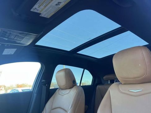 Certified 2024 Cadillac XT4 Sport image 10