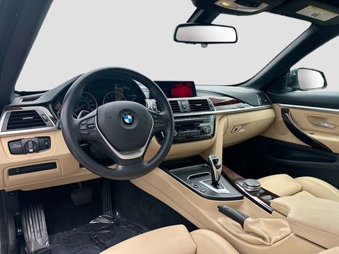 Used 2019 BMW 430i xDrive Convertible w/ Convenience Package AWD/4WD image 22