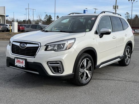 Used 2020 Subaru Forester Touring image 9