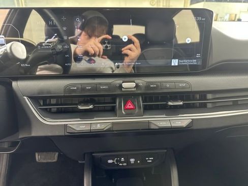 Used 2025 Kia K4 GT-Line w/ GT-Line Sunroof Package FWD image 21