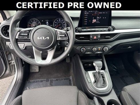 Used 2023 Kia Forte LXS image 17