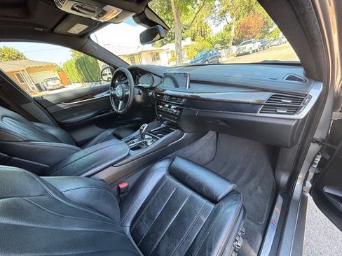 Used 2019 BMW X6 sDrive35i w/ M Sport Package RWD image 40