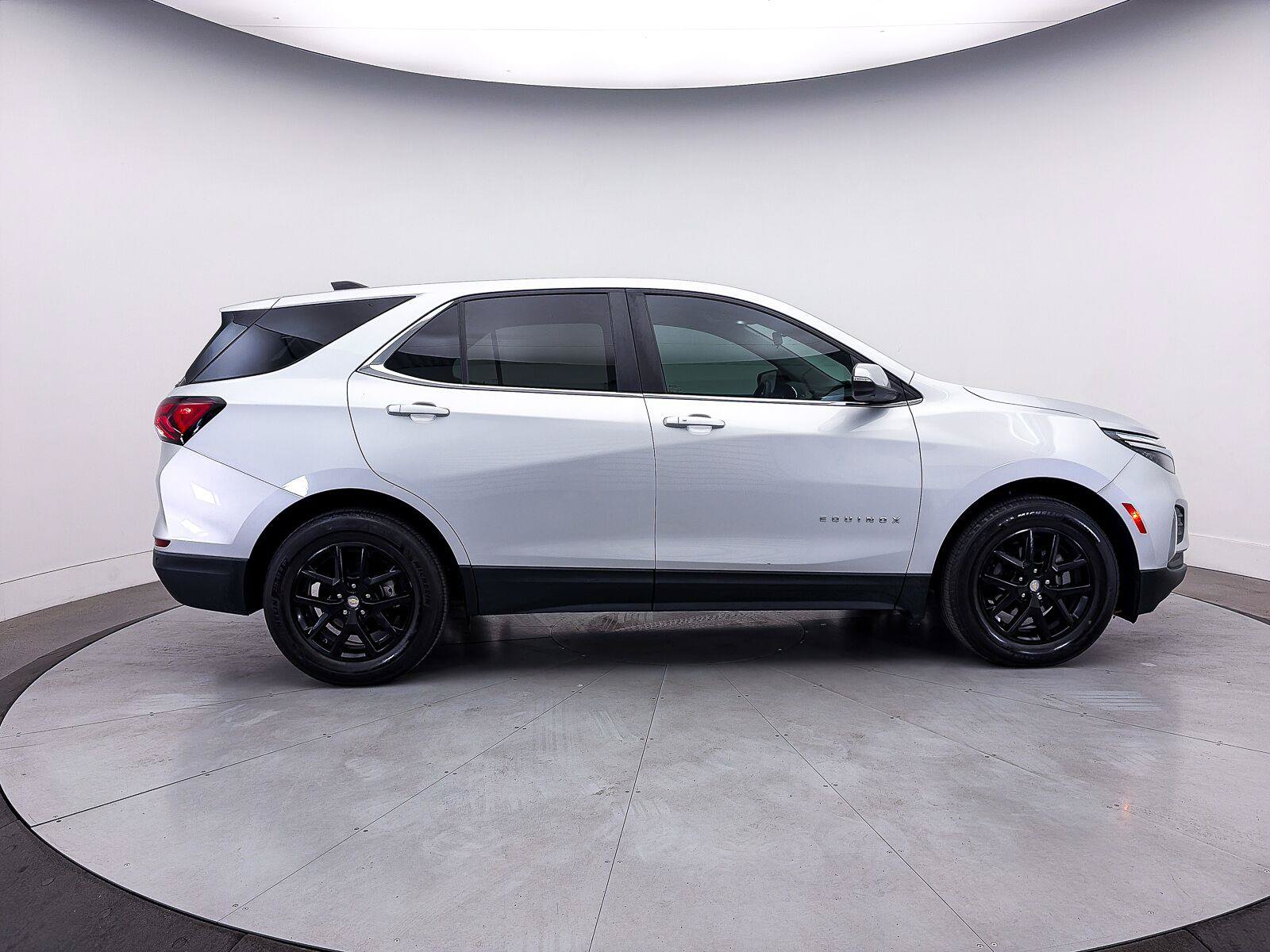 Used 2022 Chevrolet Equinox LT FWD image 35