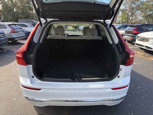 Certified 2023 Volvo XC60 B5 Plus image 34