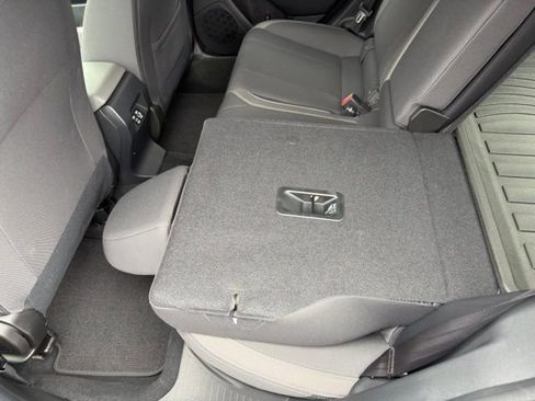 Used 2025 Subaru Crosstrek 2.0i Premium AWD/4WD image 20