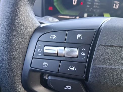 Used 2025 Kia K4 LXS image 18