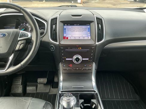 Used 2019 Ford Edge Titanium w/ Equipment Group 301A image 20