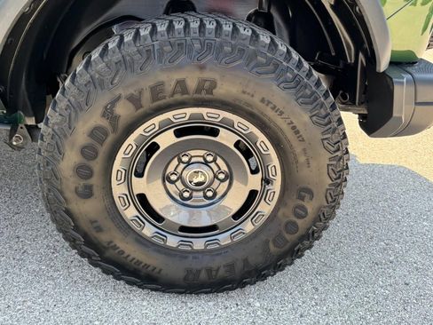 Used 2024 Ford Bronco Everglades AWD/4WD image 7
