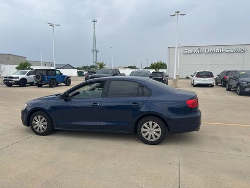 Used 2013 Volkswagen Jetta S FWD image 13