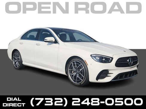 Used 2022 Mercedes-Benz E 350 4MATIC Sedan image 1