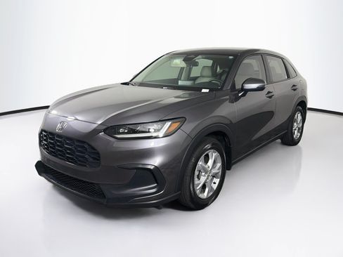 Used 2025 Honda HR-V LX image 3