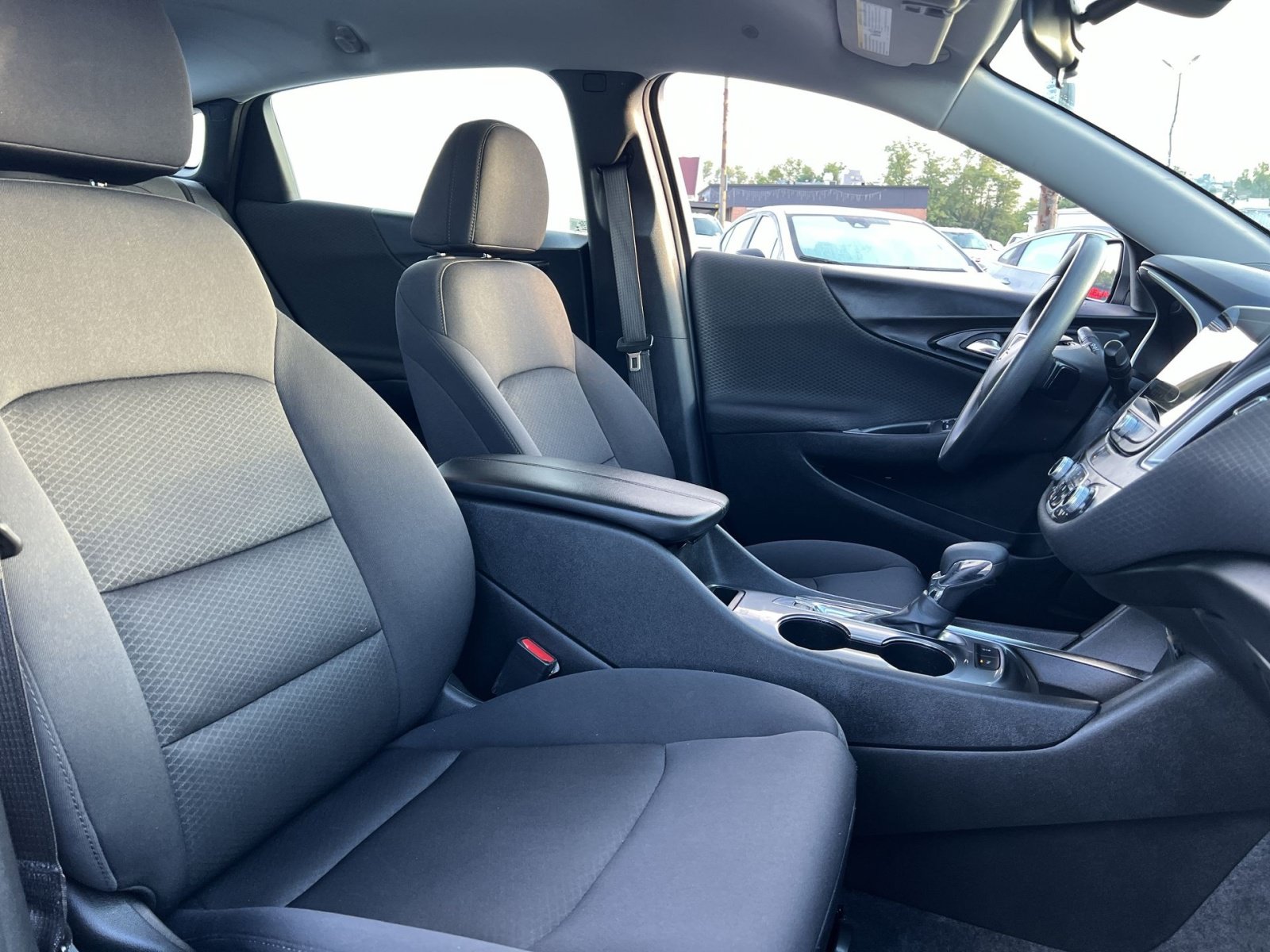 Used 2024 Chevrolet Malibu LT FWD image 25