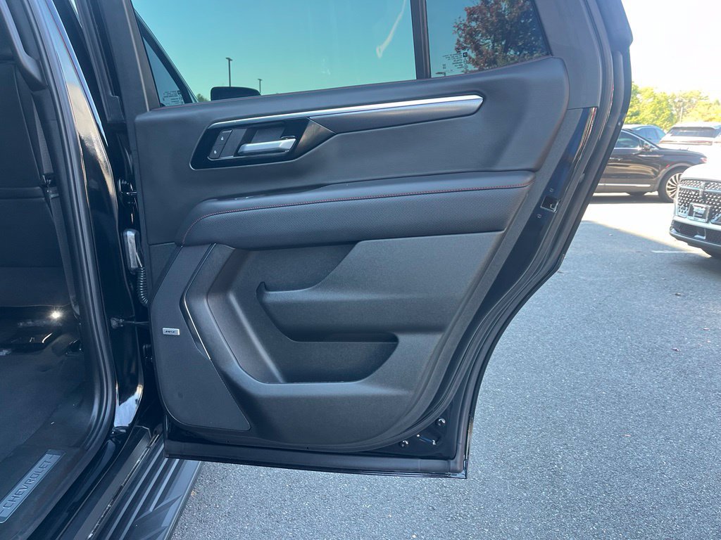 Used 2026 Chevrolet Tahoe RST w/ RST Capability Package AWD/4WD image 19