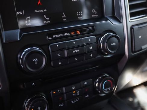 Used 2017 Ford F150 XLT w/ Equipment Group 302A Luxury AWD/4WD image 25