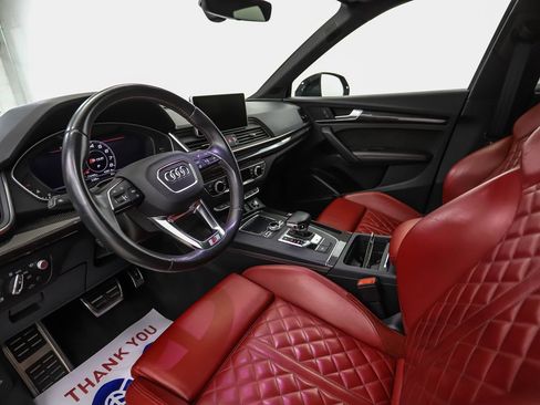 Used 2019 Audi SQ5 Prestige w/ Prestige Package AWD/4WD image 10